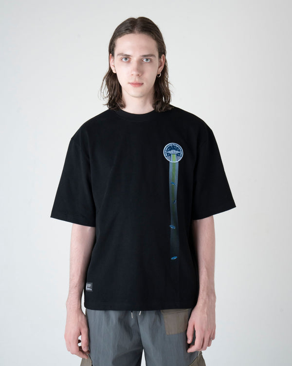 UFO プリント グラフィック Tシャツ