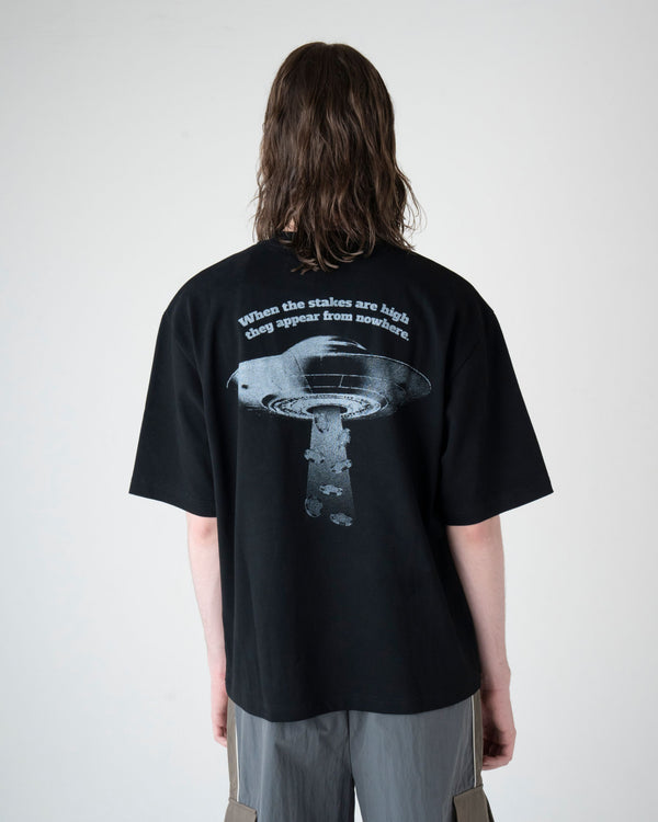 UFO プリント グラフィック Tシャツ