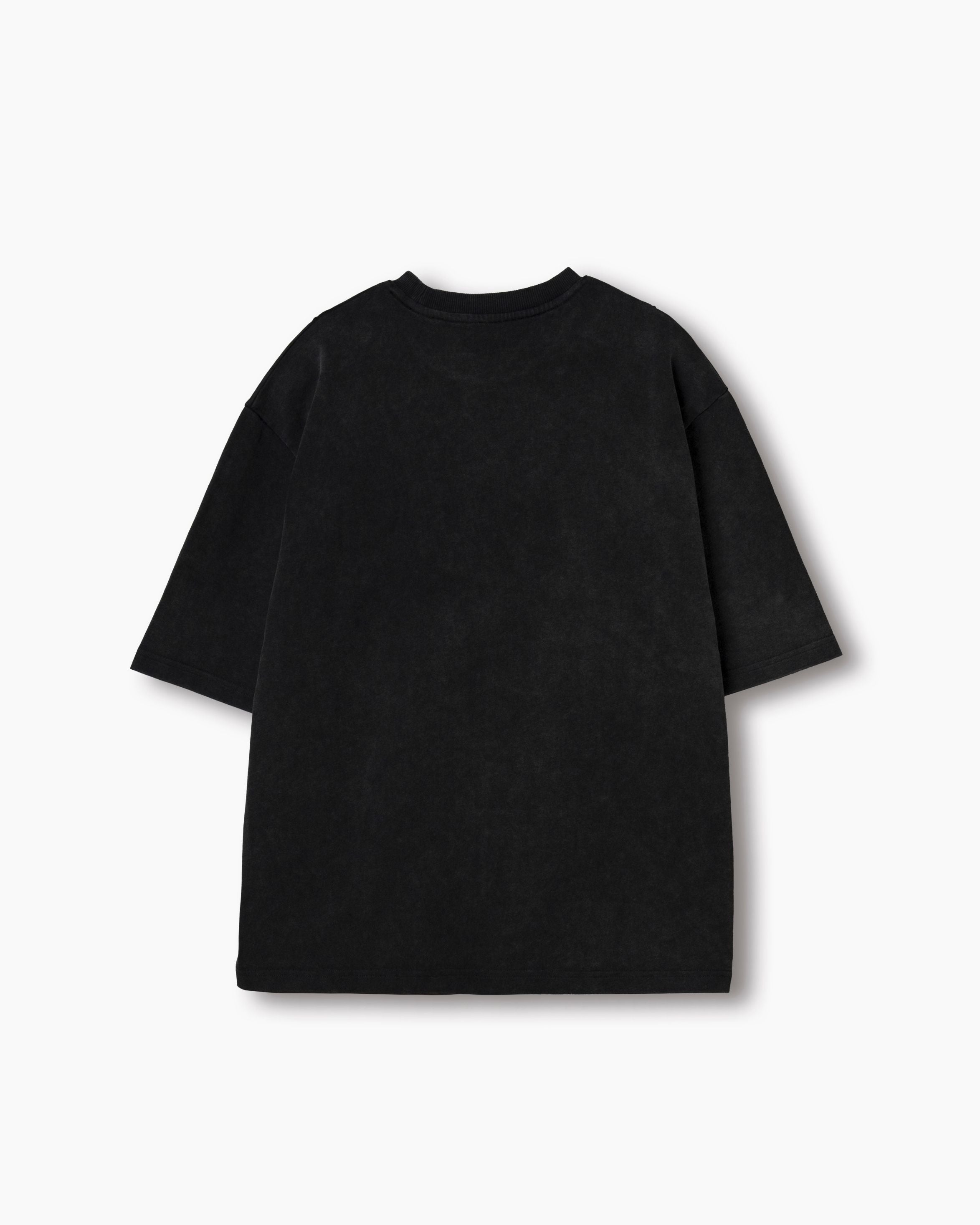 ON THE TABLE Tシャツ