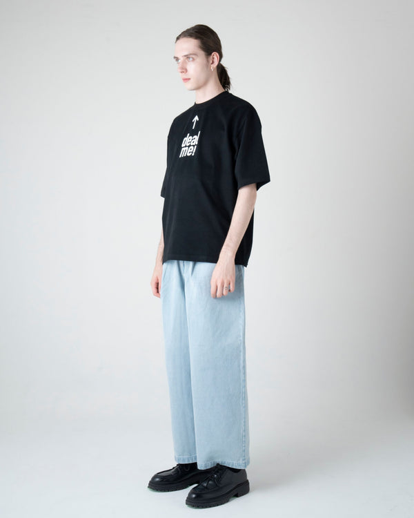 ロゴシリコンプリントTシャツ