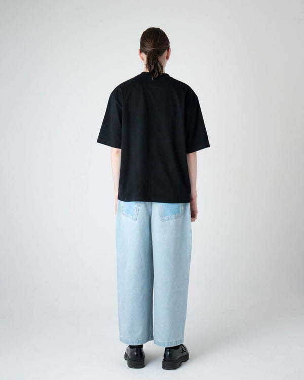 ロゴシリコンプリントTシャツ