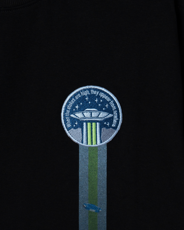 UFO プリント グラフィック Tシャツ