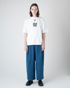 ロゴシリコンプリントTシャツ