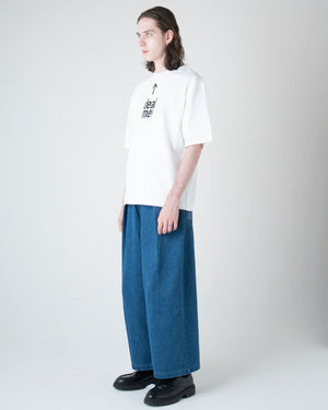 ロゴシリコンプリントTシャツ